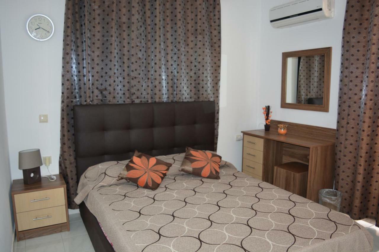 Giannis Apartment,haraki